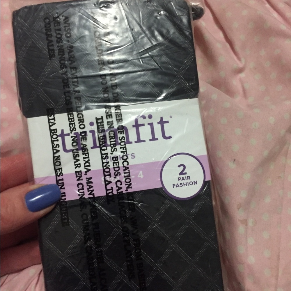 Brand new size 2-4 kids tights😍2 pairs !